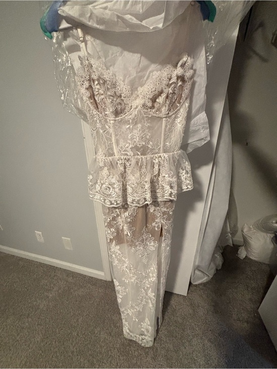V. Chapman Dresses & Skirts - V. Chapman Ivory Lace Sheer Peplum Gown